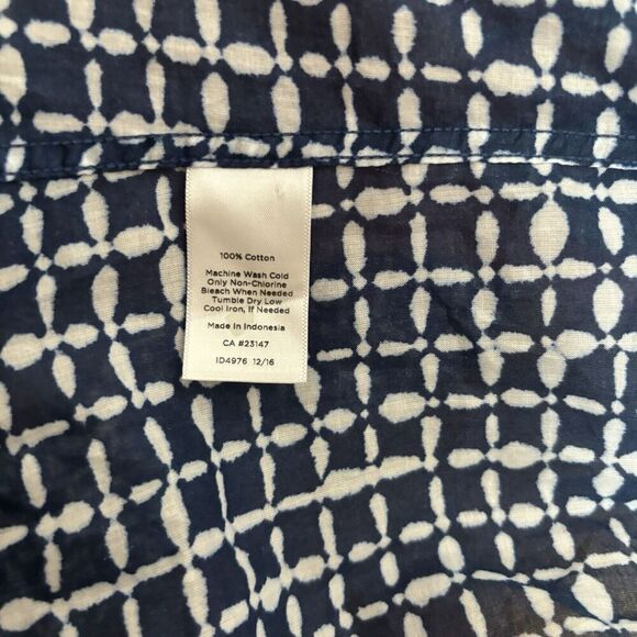 Talbots Top Womens Medium Blue White Print Button Up Cotton Shirt Blouse - Picture 7 of 8